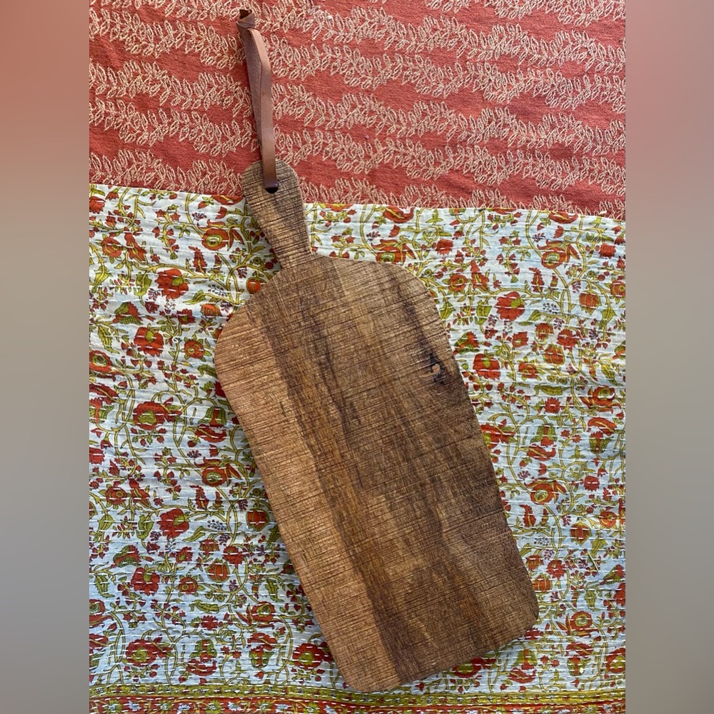 Rustic Wooden Charcuterie Board NWOT